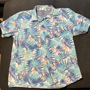 Izod Men's Tropical Leaf Print Shirt